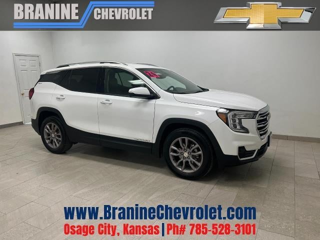 2024 GMC Terrain SLT in Summit White — front three-quarter view