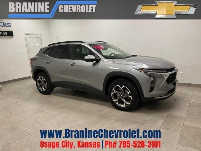 2025 Chevrolet Trax LT in Sterling Gray Metallic — front three-quarter view
