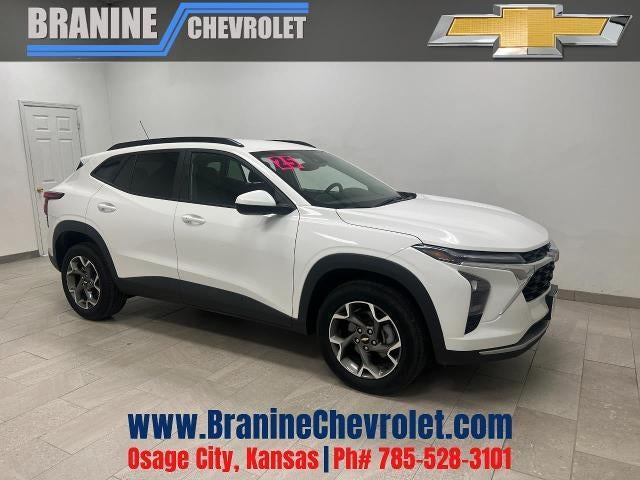 2025 Chevrolet Trax LT in Summit White — front three-quarter view